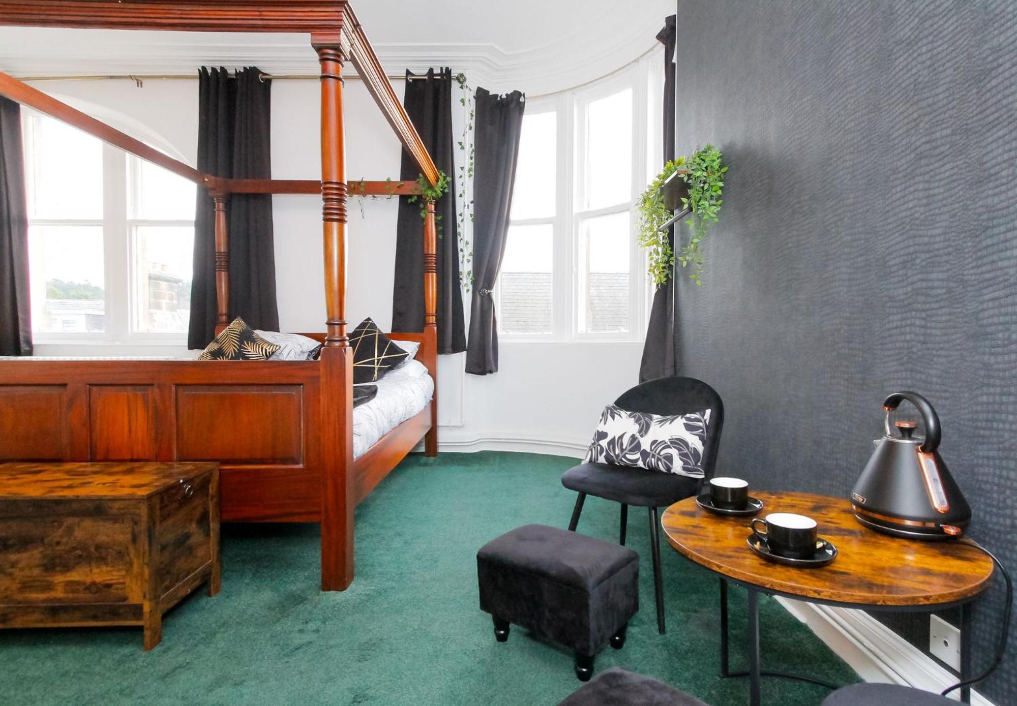 Carlton Hotel フォレス エクステリア 写真